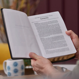 Encountering God Study Bible: Insights from Blackaby Ministries on Living Our Faith (Hardcover)